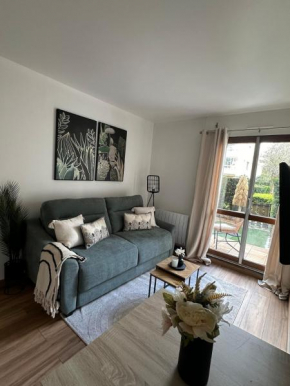 Premium & Cosy Studio - Paris à 20 mins - Châteaux de Versailles à 8 mins